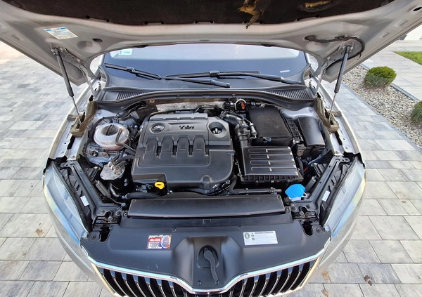 Skoda Superb cena 60900 przebieg: 254100, rok produkcji 2016 z Miasteczko Śląskie małe 596